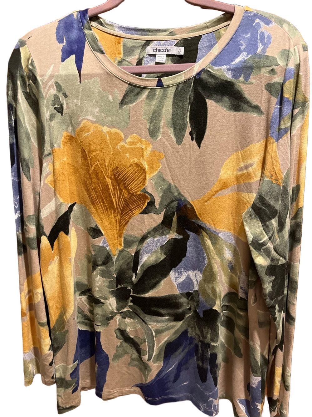 54. WOMENS CHICO’S 3/XL DETAIL TOP